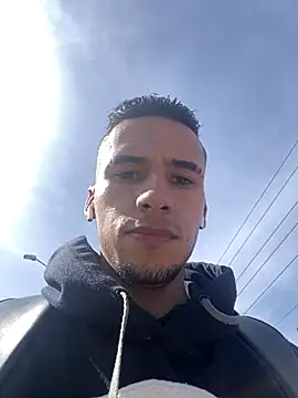 Snapshot of 12jun chatting on 09/11/25, 07:47 12jun online show from 09/11/25, 07:47