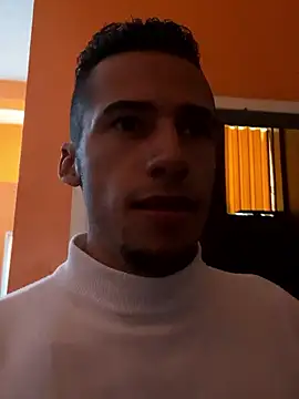 Snapshot of 12jun chatting on 01/08/26, 03:14 12jun online show from 01/08/26, 03:14