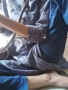 Snapshot of Manjushri35 chatting on 03/08/25, 08:11 Manjushri35 online show from 03/08/25, 08:11