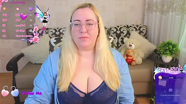Snapshot of Ginesia chatting on 03/19/25, 01:29 Ginesia online show from 03/19/25, 01:29