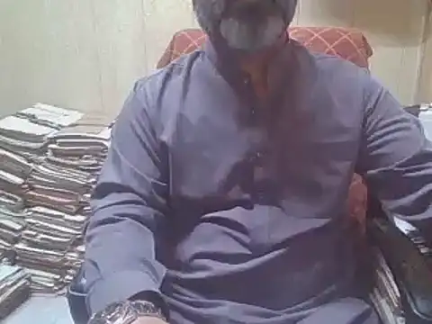 Snapshot of hairymaster95 chatting on 10/30/25, 03:30 hairymaster95 online show from 10/30/25, 03:30