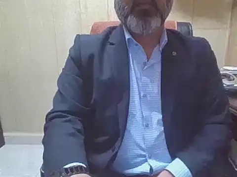 Snapshot of hairymaster95 chatting on 12/04/25, 04:22 hairymaster95 online show from 12/04/25, 04:22