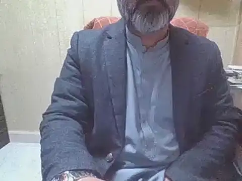 Snapshot of hairymaster95 chatting on 01/14/26, 04:18 hairymaster95 online show from 01/14/26, 04:18