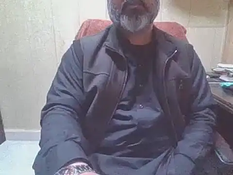 Snapshot of hairymaster95 chatting on 01/19/26, 05:55 hairymaster95 online show from 01/19/26, 05:55