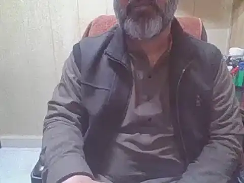 Snapshot of hairymaster95 chatting on 02/04/26, 06:41 hairymaster95 online show from 02/04/26, 06:41