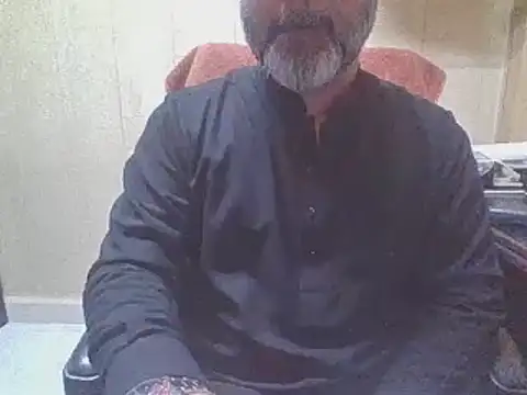 Snapshot of hairymaster95 chatting on 02/15/26, 05:59 hairymaster95 online show from 02/15/26, 05:59