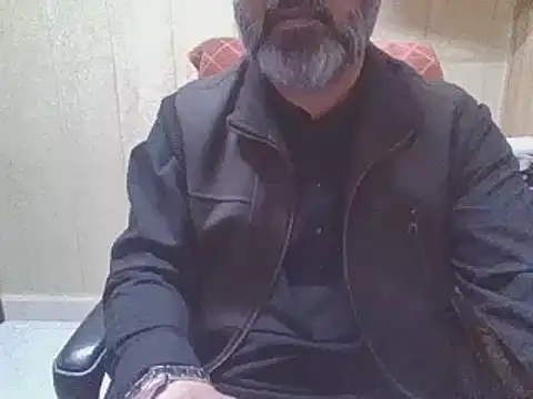 Snapshot of hairymaster95 chatting on 02/23/26, 06:33 hairymaster95 online show from 02/23/26, 06:33