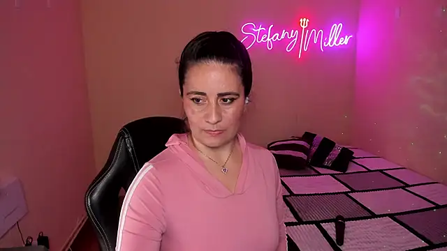 stefany miller77 online show from 01/10/25, 12:47