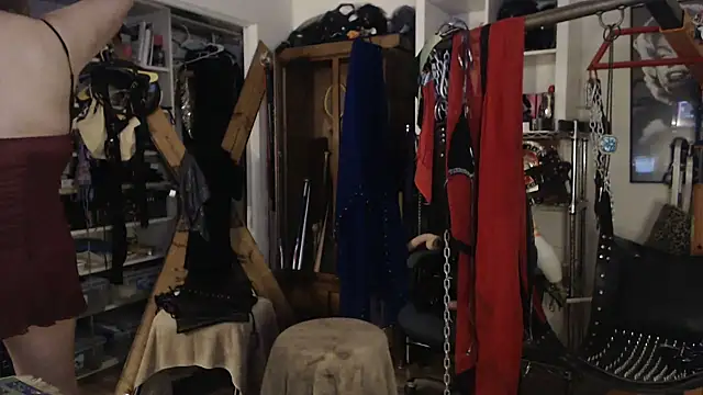 Snapshot of Transjoni chatting on 03/08/25, 03:35 Transjoni online show from 03/08/25, 03:35