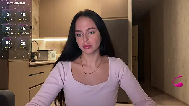 Megan Nilson online show from 04/13/26, 07:08