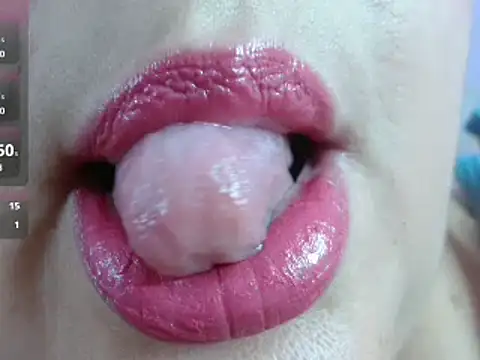 Snapshot of Kerly_Doll chatting on 01/14/25, 01:26 Kerly Doll online show from 01/14/25, 01:26