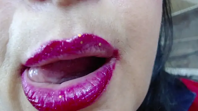 Snapshot of Kerly_Doll chatting on 01/15/25, 06:29 Kerly Doll online show from 01/15/25, 06:29