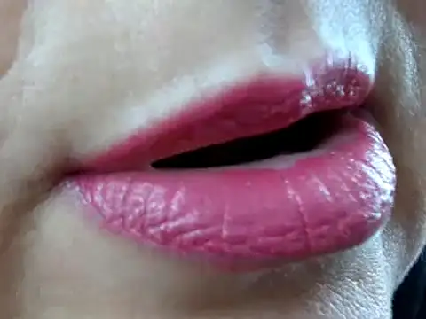 Snapshot of Kerly_Doll chatting on 01/27/25, 11:43 Kerly Doll online show from 01/27/25, 11:43