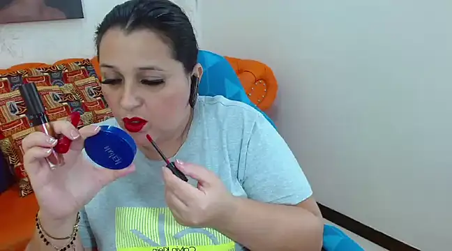 Snapshot of Kerly_Doll chatting on 02/13/25, 09:17 Kerly Doll online show from 02/13/25, 09:17