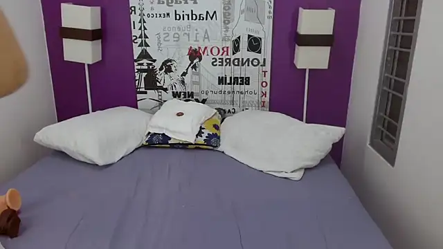 Snapshot of Kerly_Doll chatting on 02/14/25, 04:20 Kerly Doll online show from 02/14/25, 04:20
