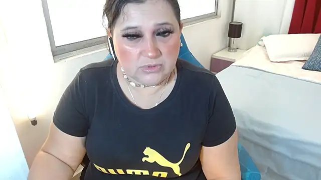 Kerly Doll online show from 02/06/26, 12:19