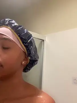 Cum2Charm online show from 04/03/26, 12:58