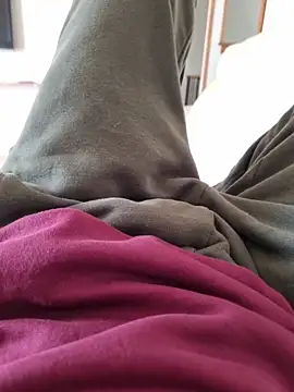 YourPersonall online show from 10/11/25, 06:50