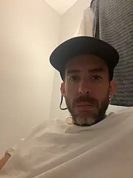 Snapshot of smokenstrokex chatting on 03/04/26, 12:49 smokenstrokex online show from 03/04/26, 12:49