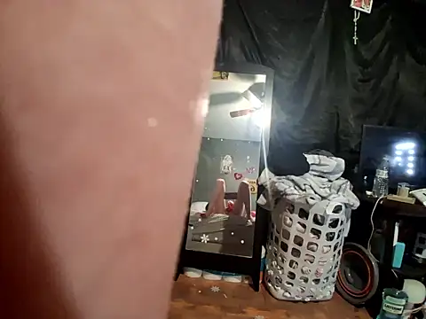 Justjennyy online show from 05/07/26, 11:37
