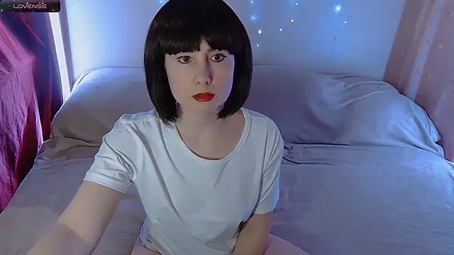 Snapshot of bekyboop chatting on 02/06/25, 01:43 bekyboop online show from 02/06/25, 01:43