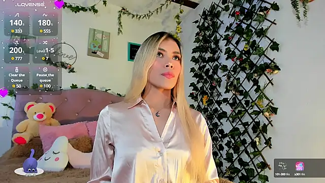 Snapshot of steewart_ chatting on 03/15/25, 03:51 steewart online show from 03/15/25, 03:51