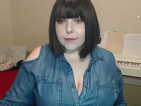 Snapshot of BettyMilla chatting on 03/19/26, 01:59 BettyMilla online show from 03/19/26, 01:59