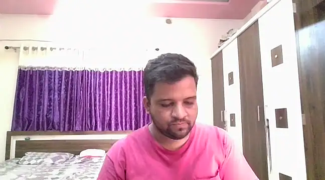 Snapshot of dhruv_love chatting on 02/22/25, 11:24 dhruv love online show from 02/22/25, 11:24