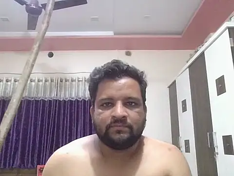 Snapshot of dhruv_love chatting on 05/29/26, 07:23 dhruv love online show from 05/29/26, 07:23