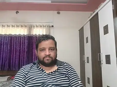 Snapshot of dhruv_love chatting on 05/30/26, 08:11 dhruv love online show from 05/30/26, 08:11