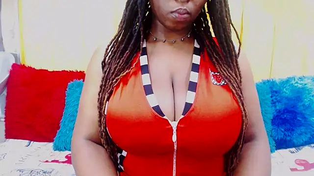 Snapshot of Bustydiva88 chatting on 03/15/25, 11:17 Bustydiva88 online show from 03/15/25, 11:17