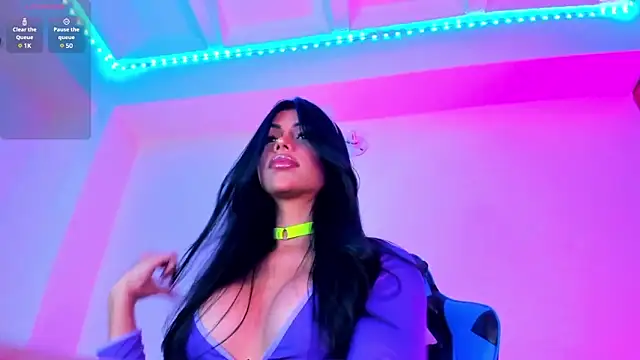 Snapshot of divinesalome chatting on 02/08/25, 08:53 divinesalome online show from 02/08/25, 08:53