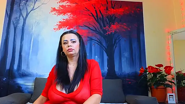 ElizabethEven online show from 02/13/25, 10:54