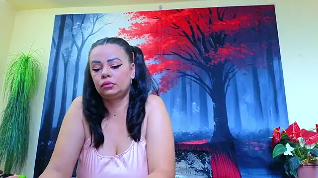 ElizabethEven online show from 10/05/25, 07:56