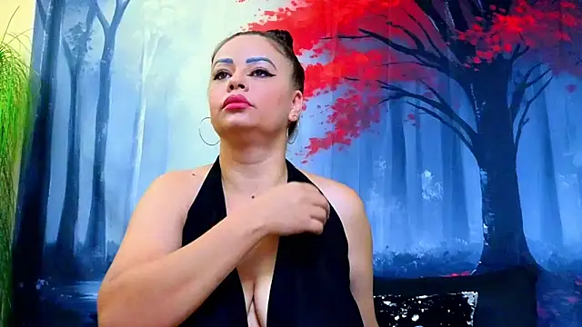 ElizabethEven online show from 10/15/25, 08:31