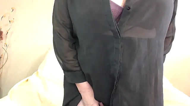 Snapshot of Milf4love50 chatting on 03/19/25, 09:28 Milf4love50 online show from 03/19/25, 09:28