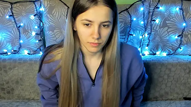 MaggieCake online show from 12/13/24, 01:37