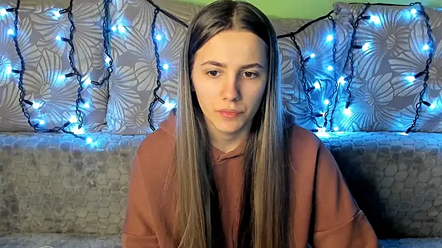 MaggieCake online show from 12/27/24, 01:00