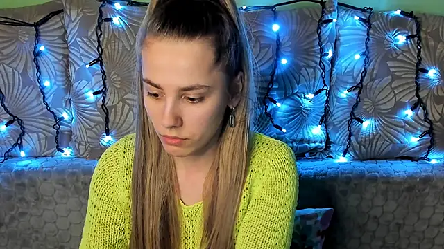 MaggieCake online show from 01/28/25, 01:50