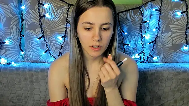 MaggieCake online show from 02/12/25, 08:49