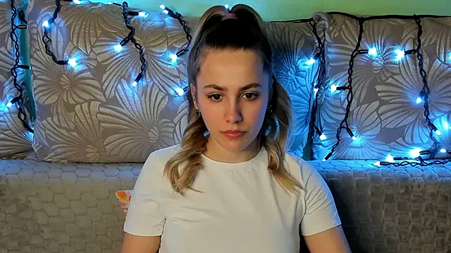 MaggieCake online show from 03/06/26, 01:35