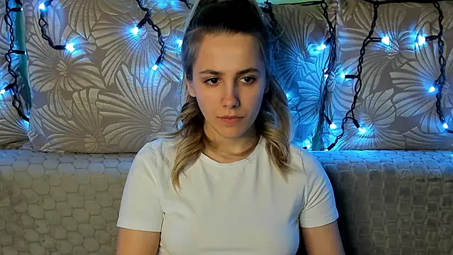 MaggieCake online show from 03/08/26, 01:25