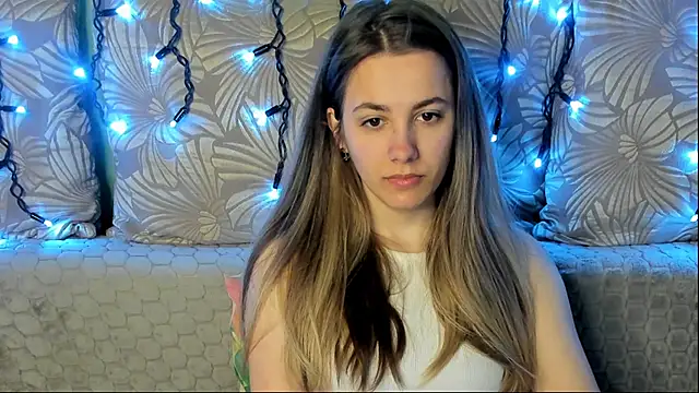 MaggieCake online show from 04/06/26, 04:57