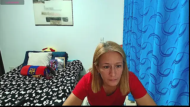 Snapshot of Naty_Stone chatting on 01/24/25, 12:42 Naty Stone online show from 01/24/25, 12:42
