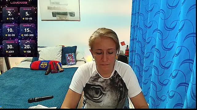 Snapshot of Naty_Stone chatting on 02/26/25, 11:04 Naty Stone online show from 02/26/25, 11:04