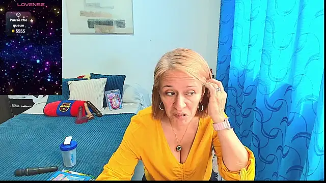 Snapshot of Naty_Stone chatting on 02/28/25, 08:39 Naty Stone online show from 02/28/25, 08:39