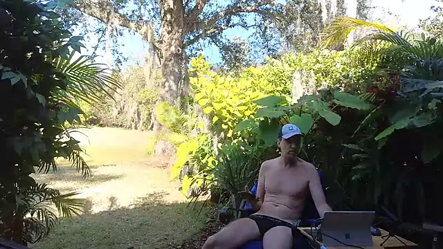 Snapshot of eliberator1777 chatting on 01/29/25, 08:25 eliberator1777 online show from 01/29/25, 08:25