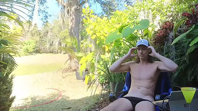 Snapshot of eliberator1777 chatting on 02/09/25, 08:02 eliberator1777 online show from 02/09/25, 08:02