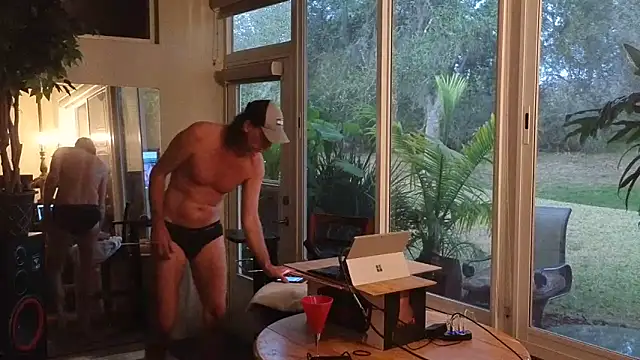 Snapshot of eliberator1777 chatting on 02/13/25, 10:00 eliberator1777 online show from 02/13/25, 10:00