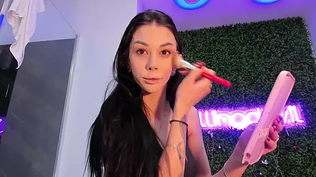 realhotfallingdevil online show from 02/02/26, 05:50